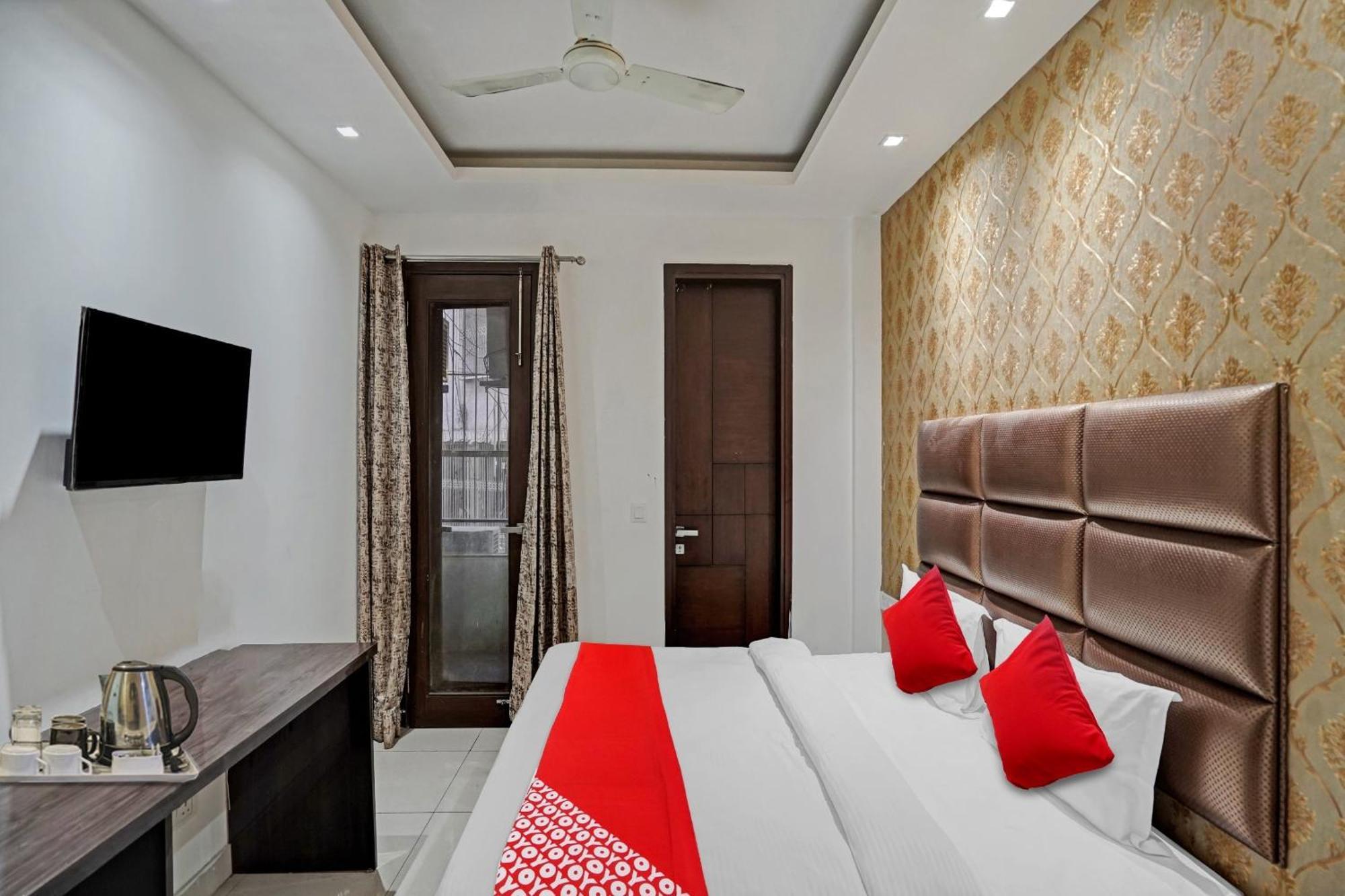 O South Galaxy 3* New Delhi
